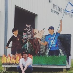 Meet your Posher, Dani